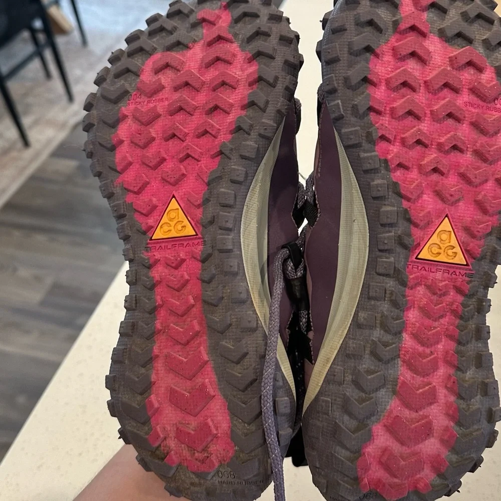 Nike Women's Athletic Shoes - Purple and Pink - Picture 3 of 3